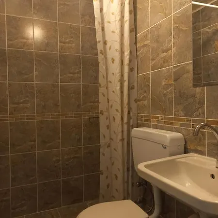 Zakkum Hotel *